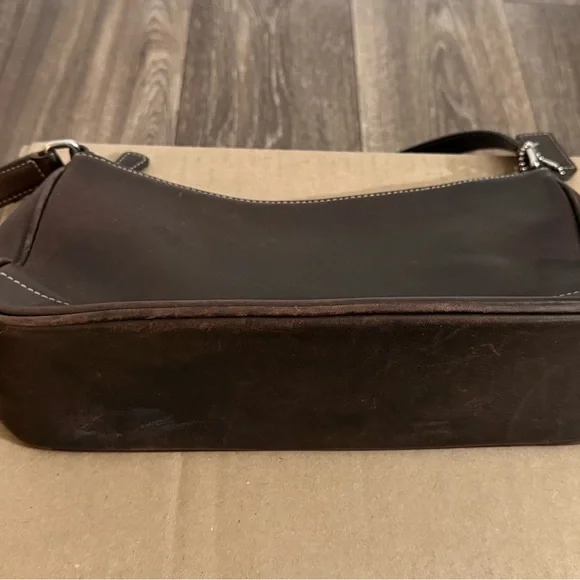 Vintage Coach Brown Leather Shoulder bag - Picture 5 of 9